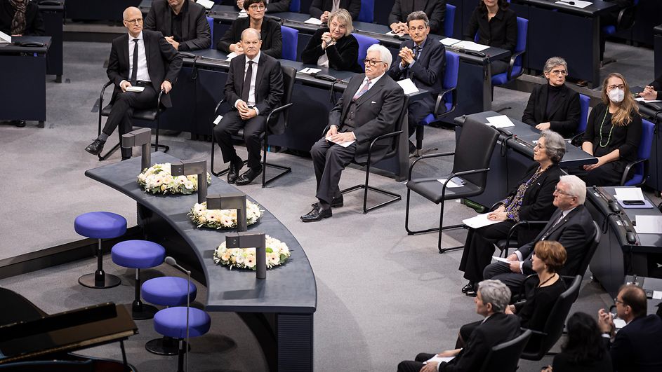 Holokost kurbanları anıldı